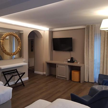 Atlantic Boutique Hotel Targu Mures Ngoại thất bức ảnh
