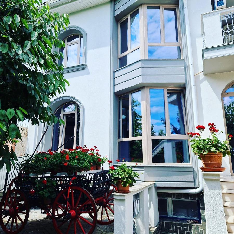 Atlantic Boutique Hotel Targu Mures Ngoại thất bức ảnh