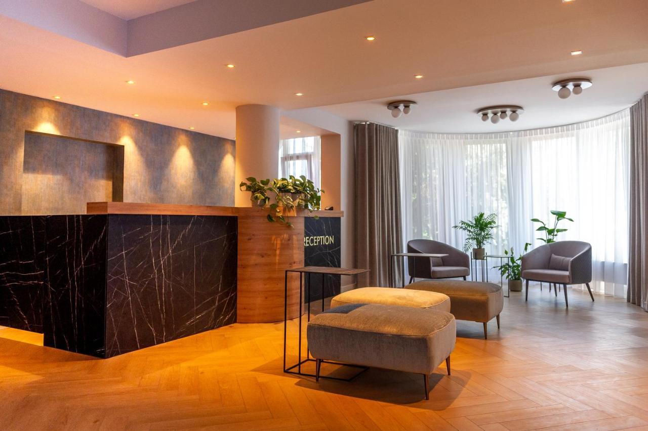 Atlantic Boutique Hotel Targu Mures Ngoại thất bức ảnh