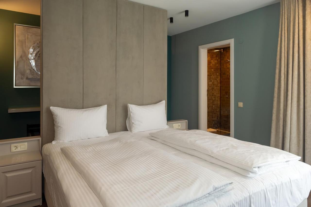 Atlantic Boutique Hotel Targu Mures Ngoại thất bức ảnh