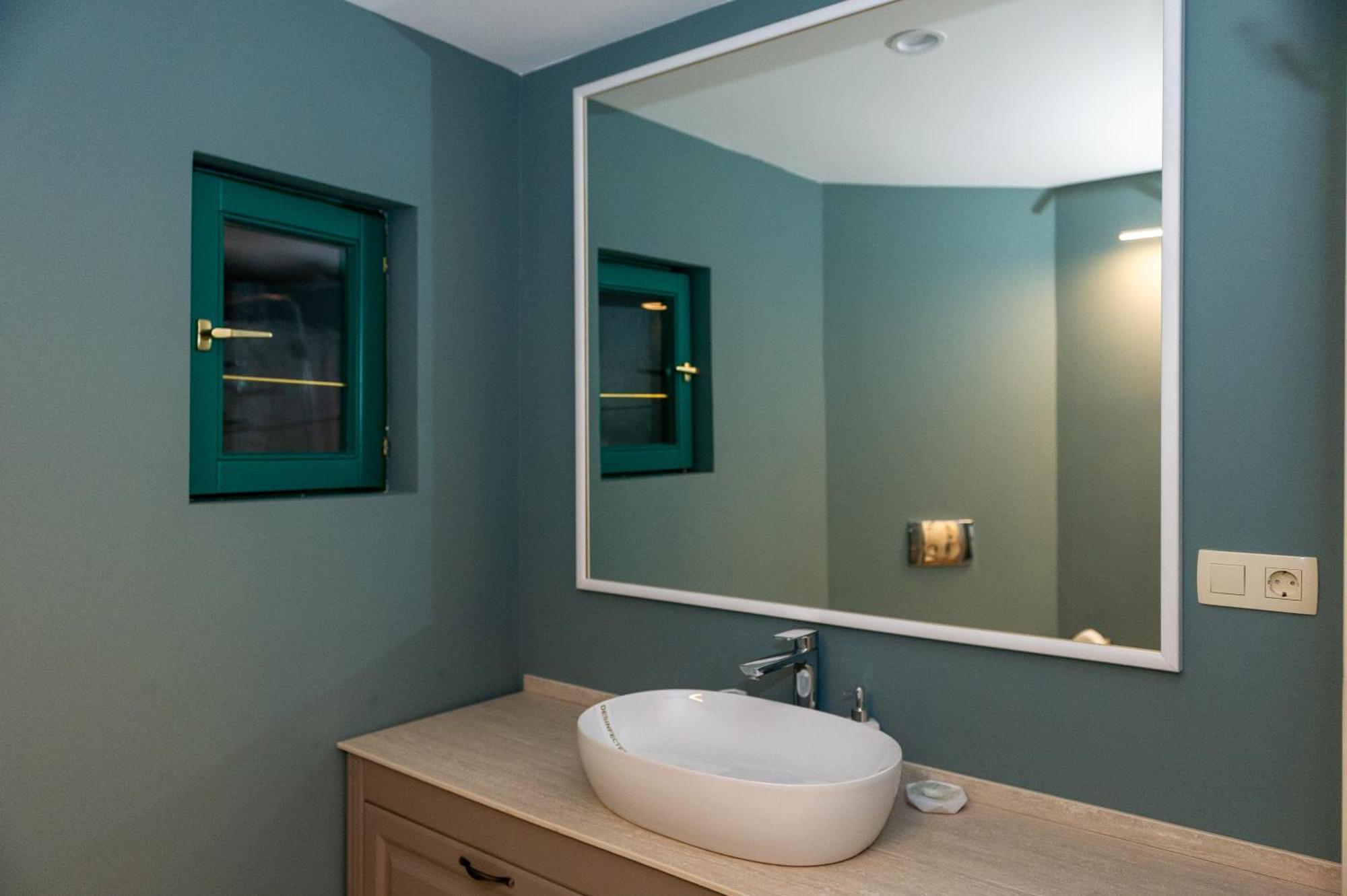 Atlantic Boutique Hotel Targu Mures Ngoại thất bức ảnh